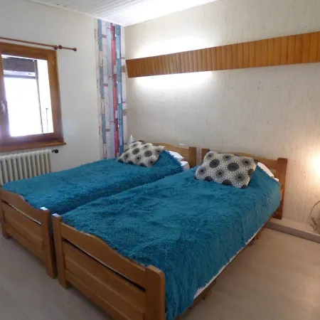 3 Pieces, Plein Centre, Proche Pistes Et Commerces, Balcon Expose Sud, Ideal Famille - Fr-1-458-90 Apartment